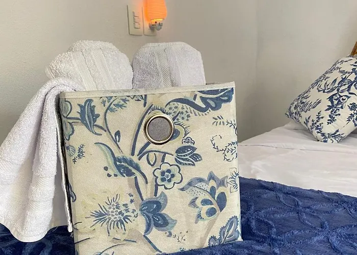 Homestay The Blue Flowers At Dici Coliving Housing *